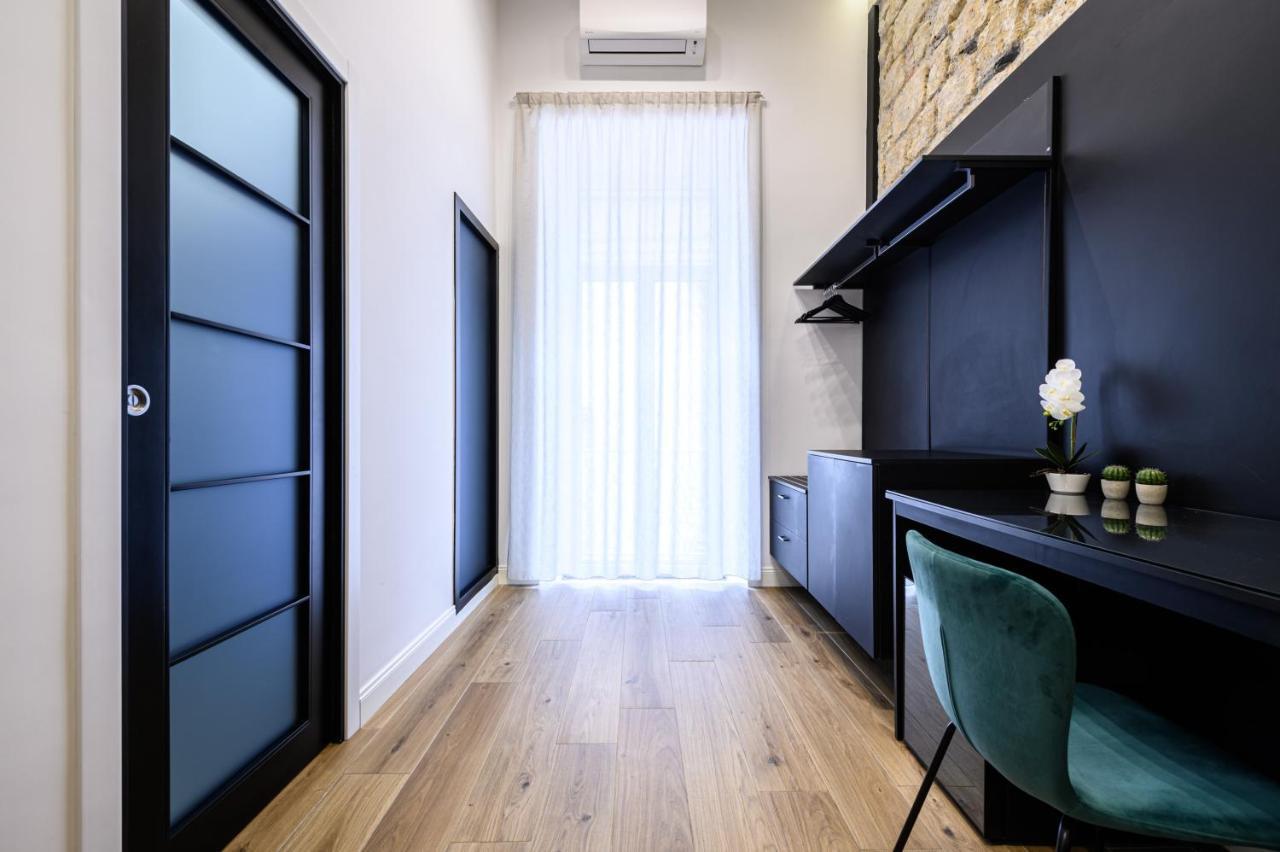 Gasthof Interno Barocco Neapel